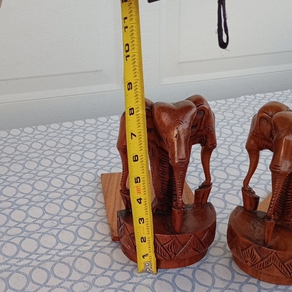 🐘 Vintage Hand Carved Wooden Elephant Bookends – Boho Safari Decor – Solid Wood - Picture 2 of 10